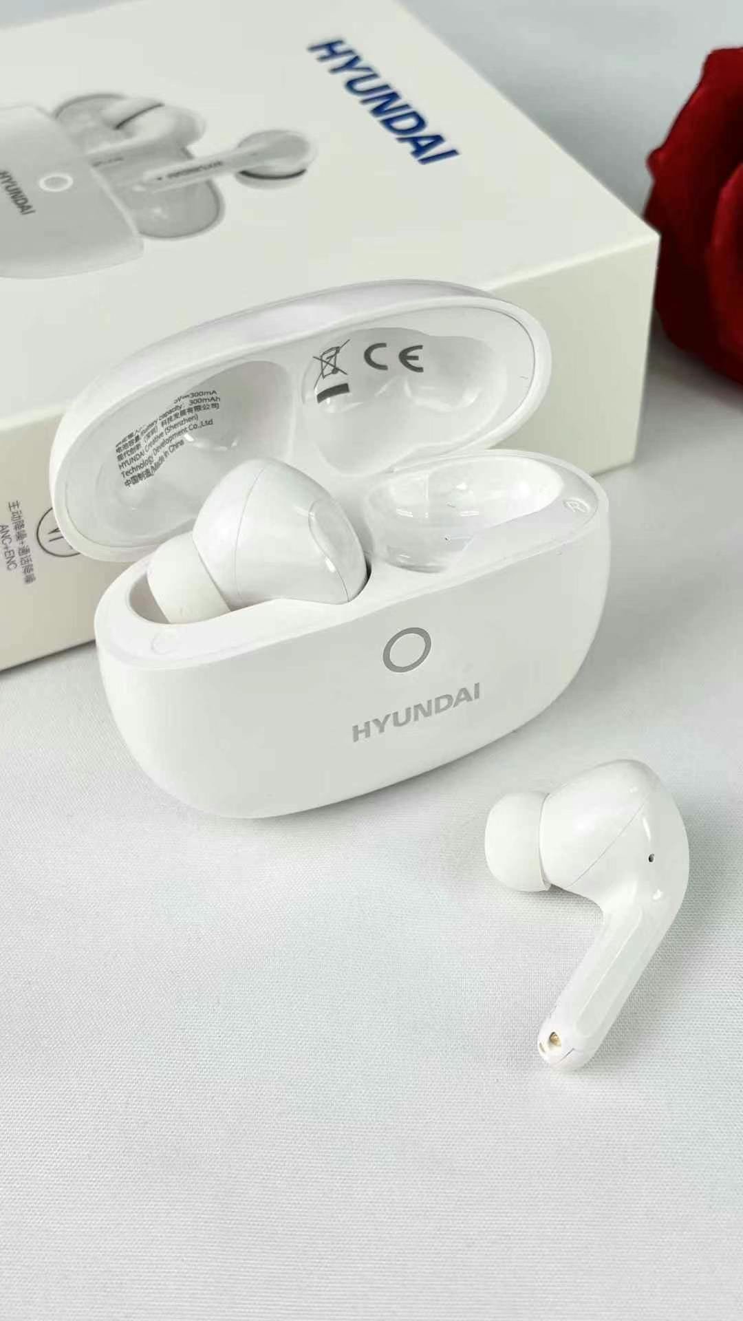 Hyundai HY-P02 True Wireless Stereo Earbuds - Image 3