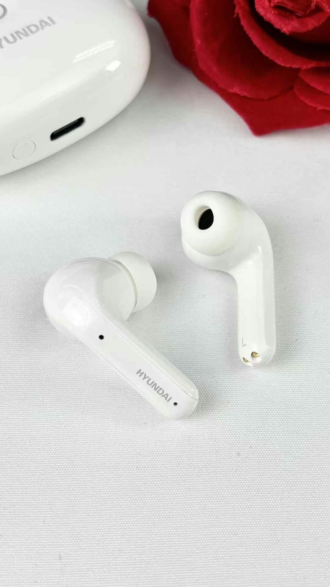 Hyundai HY-P02 True Wireless Stereo Earbuds - Image 2
