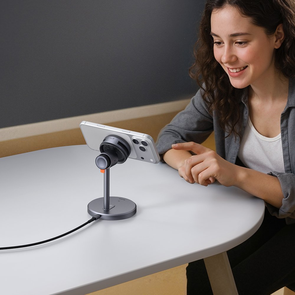 Mcdodo MAGQ Ultra Qi2.2 25W TEC-Cooled Wireless Charging Station 3 in 1 - Image 3